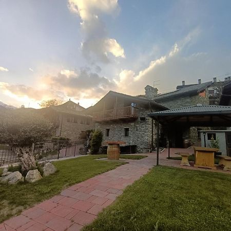 Le Temps Retrouve - Casa Tipica Con Giardino Villa Villeneuve Eksteriør bilde