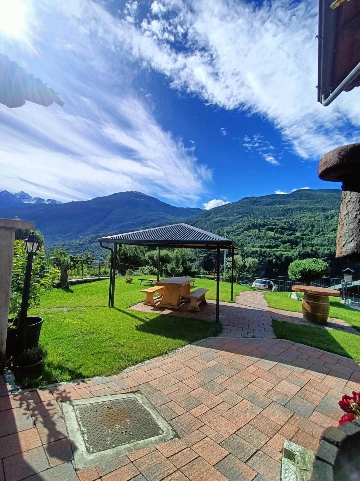 Le Temps Retrouve - Casa Tipica Con Giardino Villa Villeneuve Eksteriør bilde